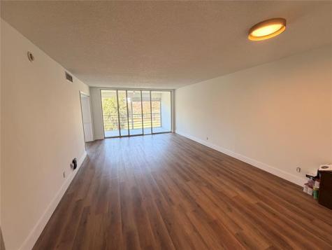 605 Oaks Drive Pompano Beach FL 33069