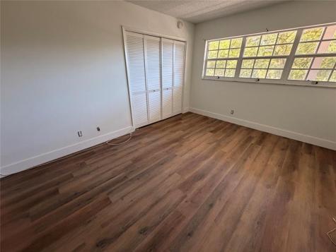 605 Oaks Drive Pompano Beach FL 33069