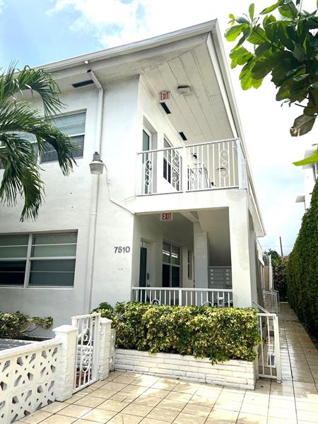 7510 Carlyle Avenue Miami Beach FL 33141