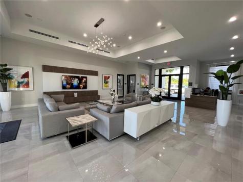 315 NE 208th Terrace Miami FL 33179