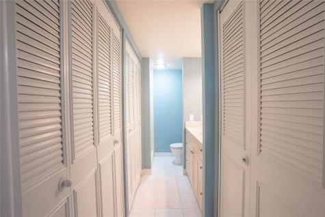 250 NE 20th Street Boca Raton FL 33431