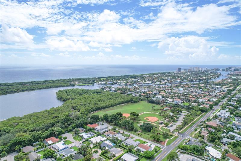 250 NE 20th Street Boca Raton FL 33431