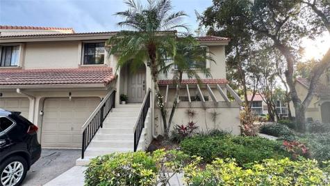 5641 Coach House Circle Boca Raton FL 33486