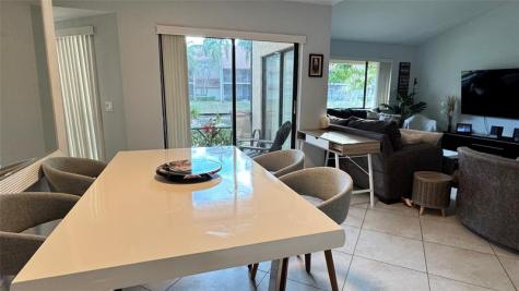 5641 Coach House Circle Boca Raton FL 33486