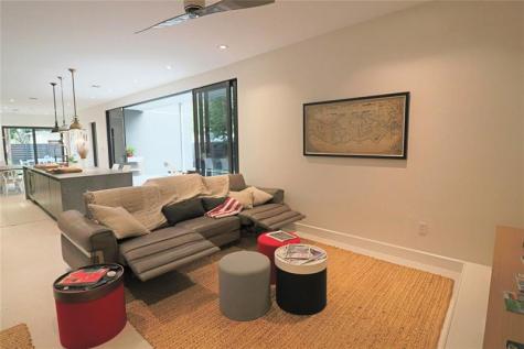 617 SW 10th Street Fort Lauderdale FL 33315