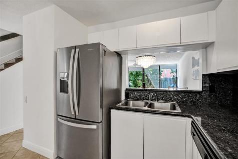 1415 S Miami Road Fort Lauderdale FL 33316