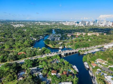 1240 SW 14th Avenue Fort Lauderdale FL 33312