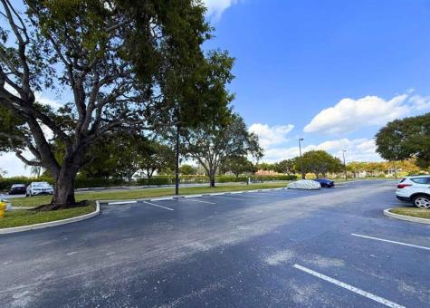 3310 N Pinewalk Drive N Margate FL 33063
