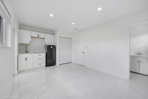 1240 NW 172nd Street Miami FL 33169