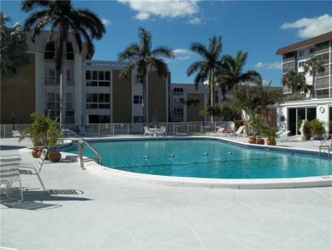 3040 NE 16th Avenue Oakland Park FL 33334