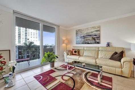 2000 S Ocean Boulevard Lauderdale By The Sea FL 33062