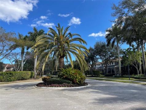 6711 Via Regina Boca Raton FL 33433