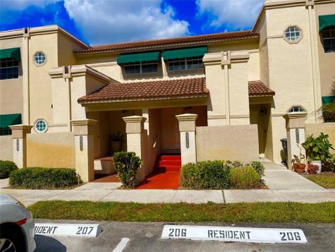 6711 Via Regina Boca Raton FL 33433