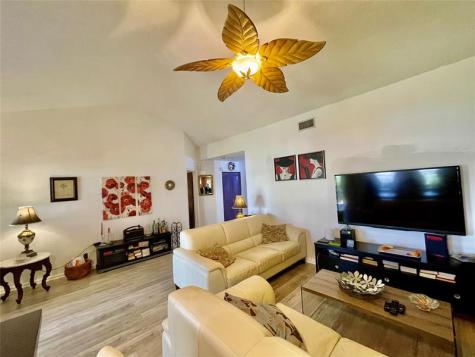 6711 Via Regina Boca Raton FL 33433