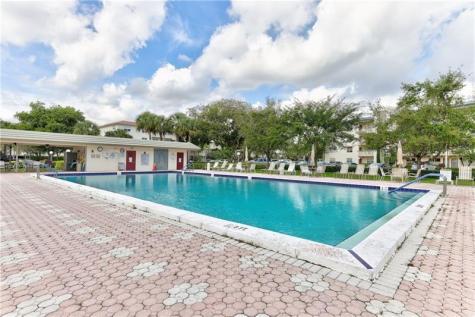 3305 Aruba Way Coconut Creek FL 33066