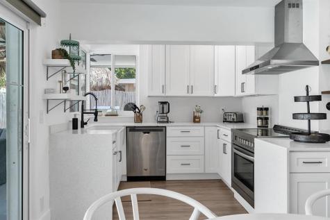 2233 SE 15th Street Pompano Beach FL 33062