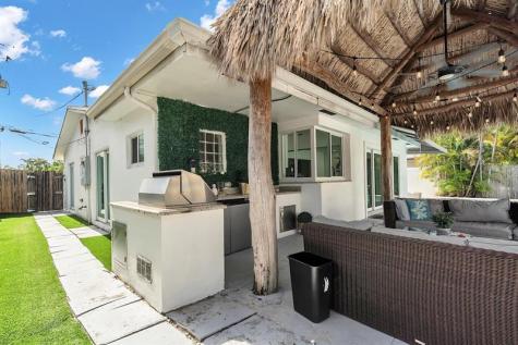 2233 SE 15th Street Pompano Beach FL 33062