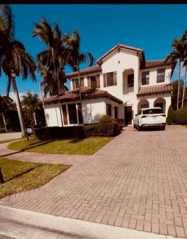 3909 NW 82nd Drive Cooper City FL 33024