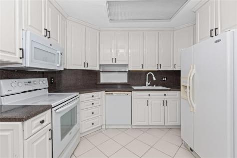 5051 Pine Drive Boynton Beach FL 33437