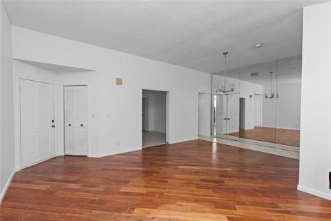 5051 Pine Drive Boynton Beach FL 33437