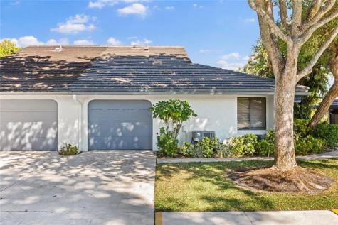 5051 Pine Drive Boynton Beach FL 33437