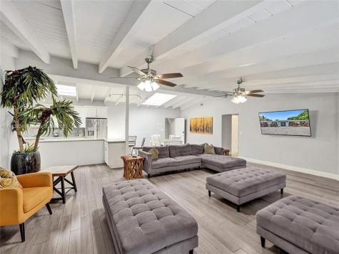 2500 NE 19th Street Pompano Beach FL 33062