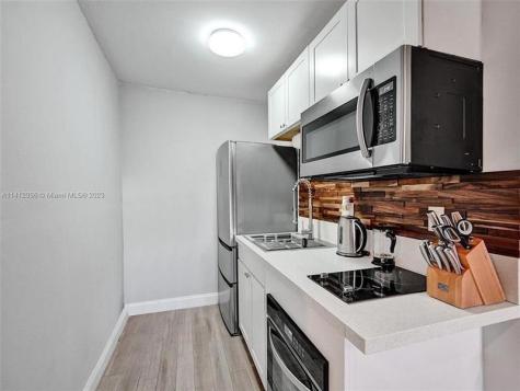 2500 NE 19th Street Pompano Beach FL 33062