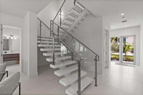 221 Shore Court Lauderdale By The Sea FL 33308