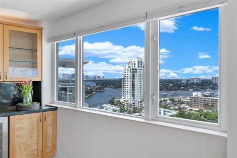 3000 Holiday Drive Fort Lauderdale FL 33316