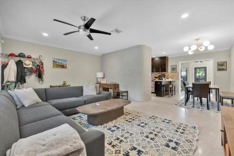 426 NE 8th Avenue Fort Lauderdale FL 33301