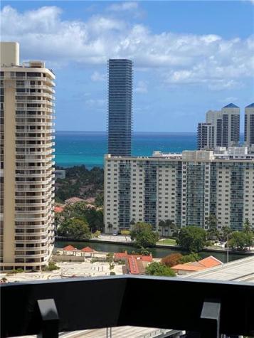 3500 Mystic Pointe Drive Aventura FL 33180