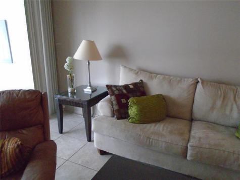 3165 NE 48th Court Lighthouse Point FL 33064