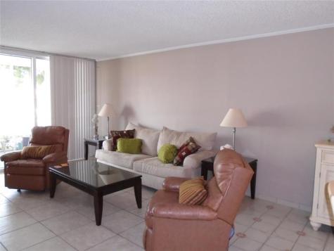 3165 NE 48th Court Lighthouse Point FL 33064