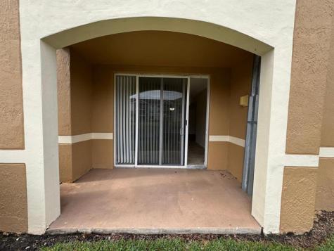 8060 N Nob Hill Road Tamarac FL 33321