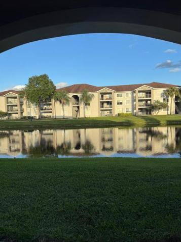 8060 N Nob Hill Road Tamarac FL 33321
