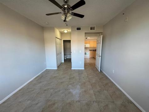 8060 N Nob Hill Road Tamarac FL 33321