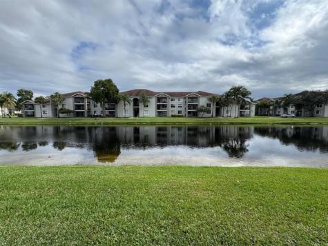8060 N Nob Hill Road Tamarac FL 33321