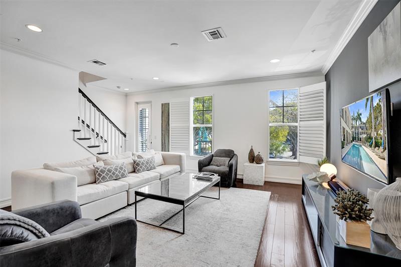 381 E Cannery Row Circle Delray Beach FL 33444