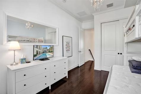 381 E Cannery Row Circle Delray Beach FL 33444