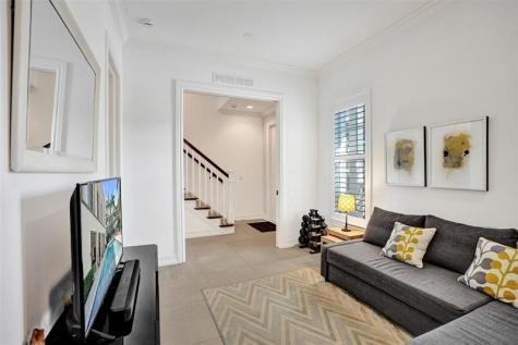 381 E Cannery Row Circle Delray Beach FL 33444
