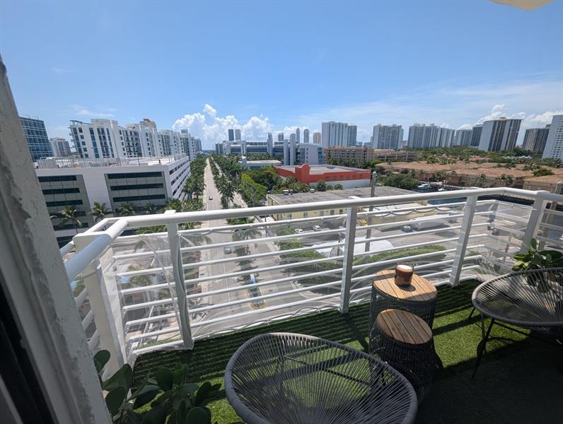 18800 NE 29th Avenue Miami FL 33180