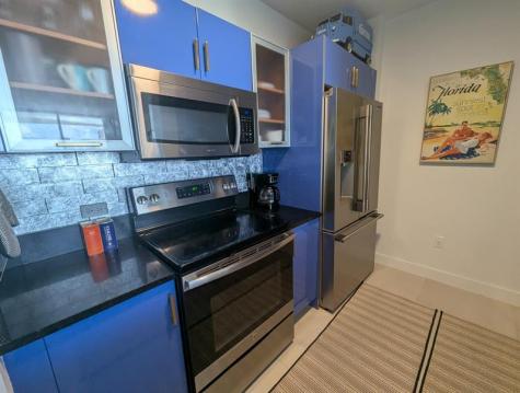 18800 NE 29th Avenue Miami FL 33180