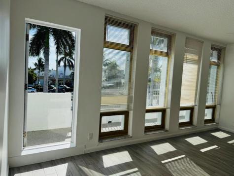 229 Commercial Boulevard Lauderdale By The Sea FL 33308