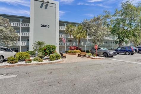 2505 Antigua Terrace Coconut Creek FL 33066
