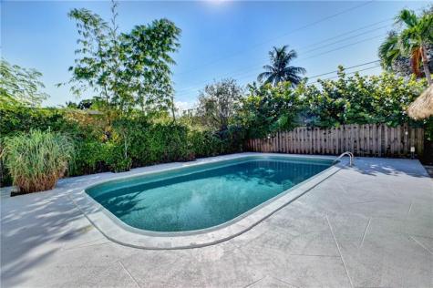 10 S Swinton Circle Delray Beach FL 33444