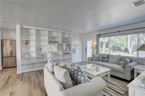 10 S Swinton Circle Delray Beach FL 33444