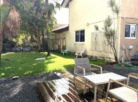 13881 NE 2nd Court North Miami FL 33161
