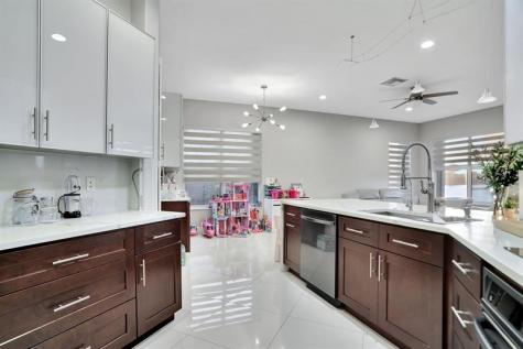 6355 NW 107th Terrace Parkland FL 33076