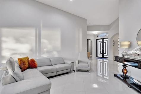 6355 NW 107th Terrace Parkland FL 33076
