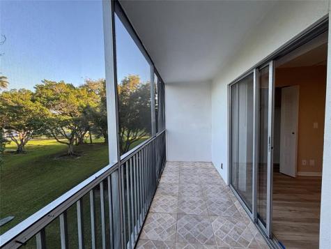 1401 SW 135th Terrace Pembroke Pines FL 33027